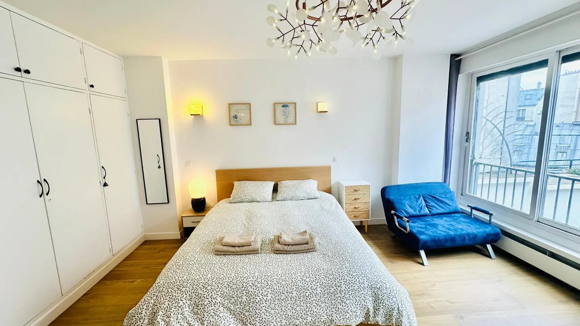 Dream Dwell Paris Lägenhet
